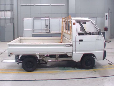Mazda Scrum Truck