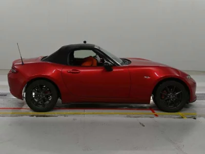 Mazda Roadster