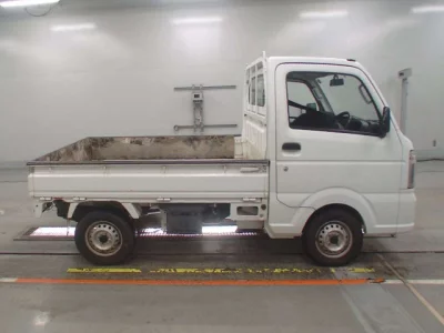 Mazda Scrum Truck