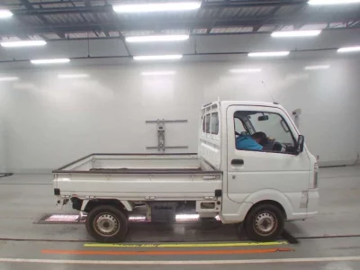Mazda Scrum Truck