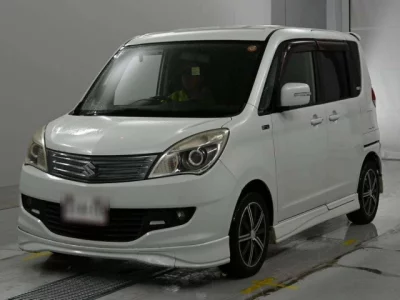 Suzuki Solio