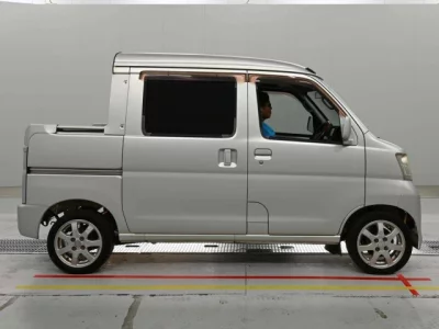 Daihatsu Hijet Deck Van