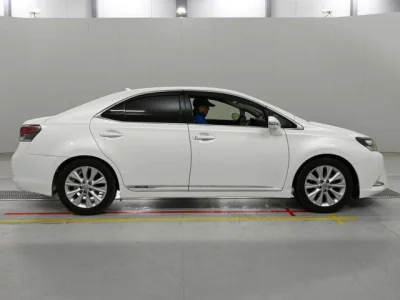 Lexus HS250h