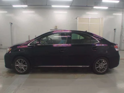 Lexus HS250h