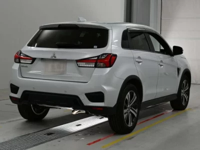 Mitsubishi RVR