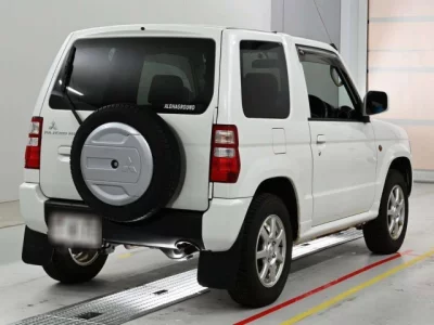 Mitsubishi Pajero Mini