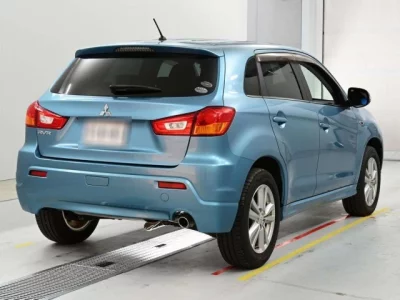 Mitsubishi RVR