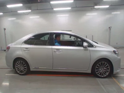 Lexus HS250h