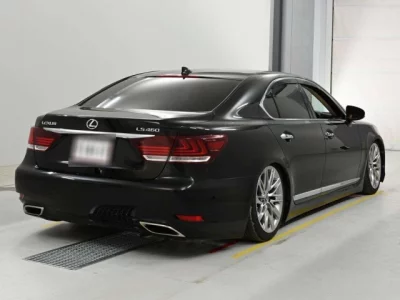 Lexus LS460L
