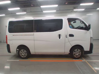 Nissan CARAVAN VAN