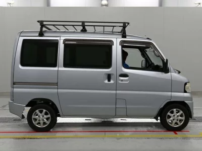 Mitsubishi Minicab Van