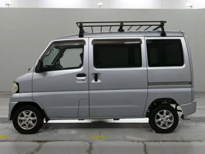 Mitsubishi Minicab Van