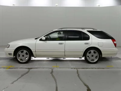 Nissan CEFIRO