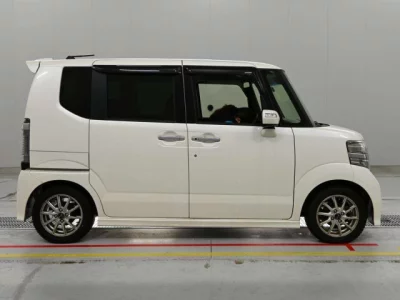 Honda N BOX PLUS