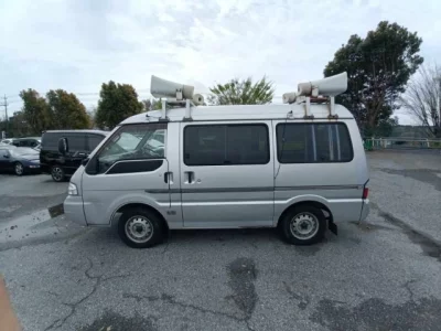 Mazda Bongo Van