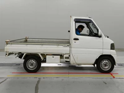 Mitsubishi Minicab Truck