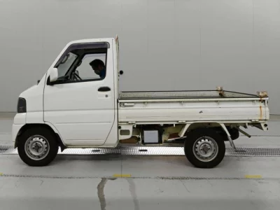 Mitsubishi Minicab Truck