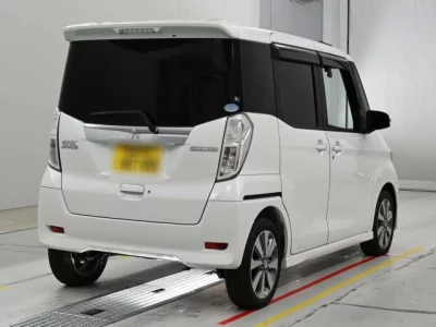 Mitsubishi eK X Space
