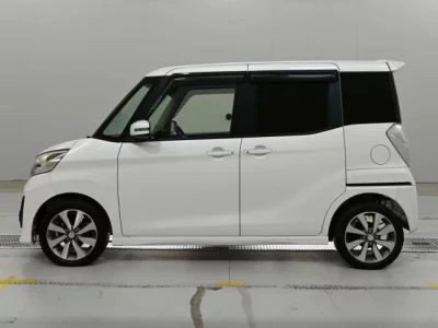 Mitsubishi eK X Space