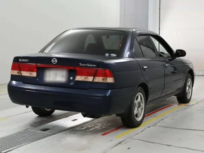 Nissan SUNNY