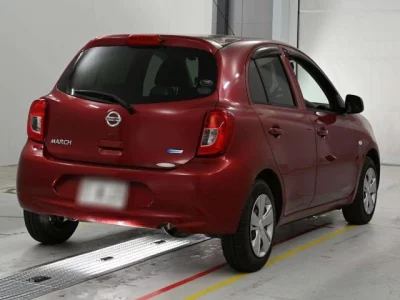 Nissan March