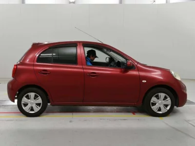 Nissan March