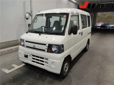 Mitsubishi Minicab Van