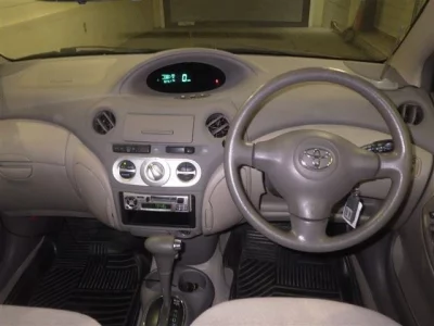 Toyota PLATZ