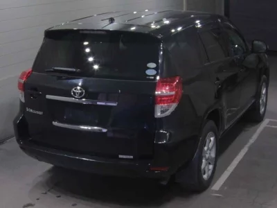 Toyota Vanguard