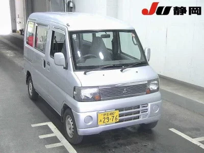 Mitsubishi Minicab Van
