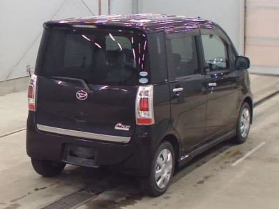 Daihatsu TANTO EXE