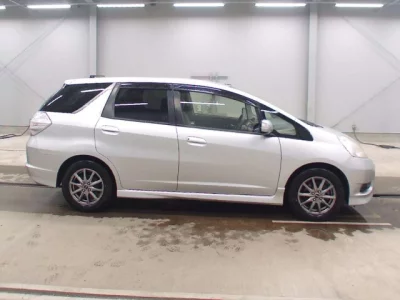 Honda FIT SHUTTLE