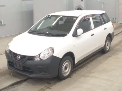 Nissan AD