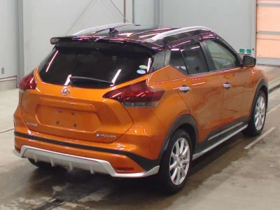 Nissan KICKS