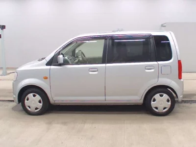 Nissan Otti
