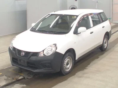 Nissan AD