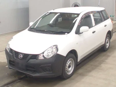Nissan AD