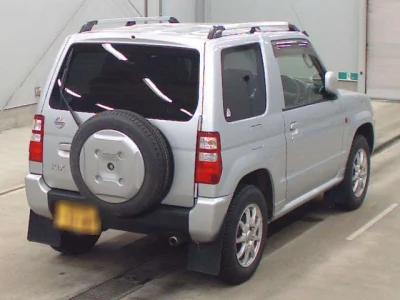Nissan Kix