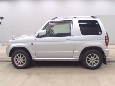 Nissan Kix