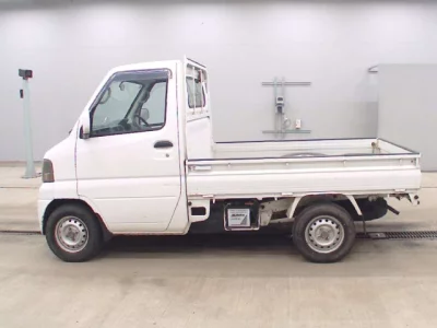 Mitsubishi Minicab Truck