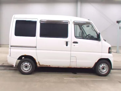 Mitsubishi Minicab Van