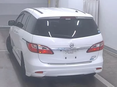 Nissan Lafesta