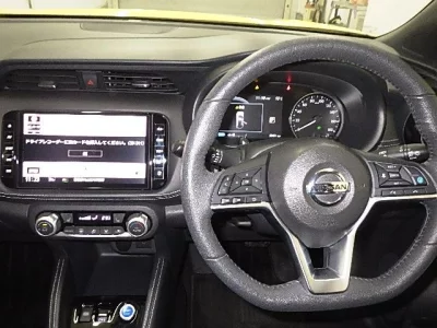 Nissan KICKS