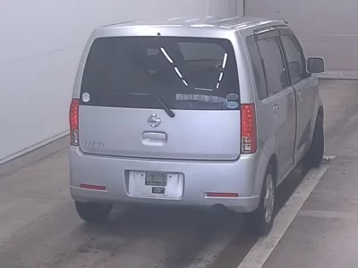 Nissan Otti