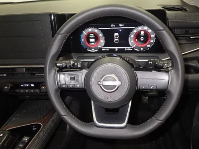 Nissan Aura