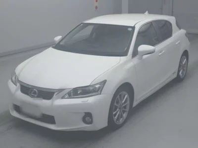 Lexus CT200h