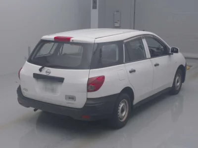Nissan AD