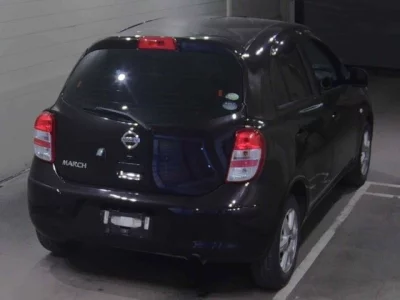 Nissan March