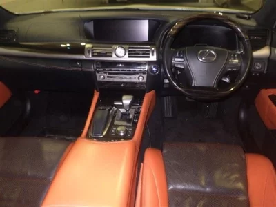 Lexus LS600h