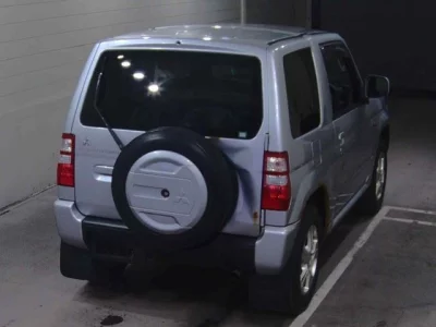 Mitsubishi Pajero Mini